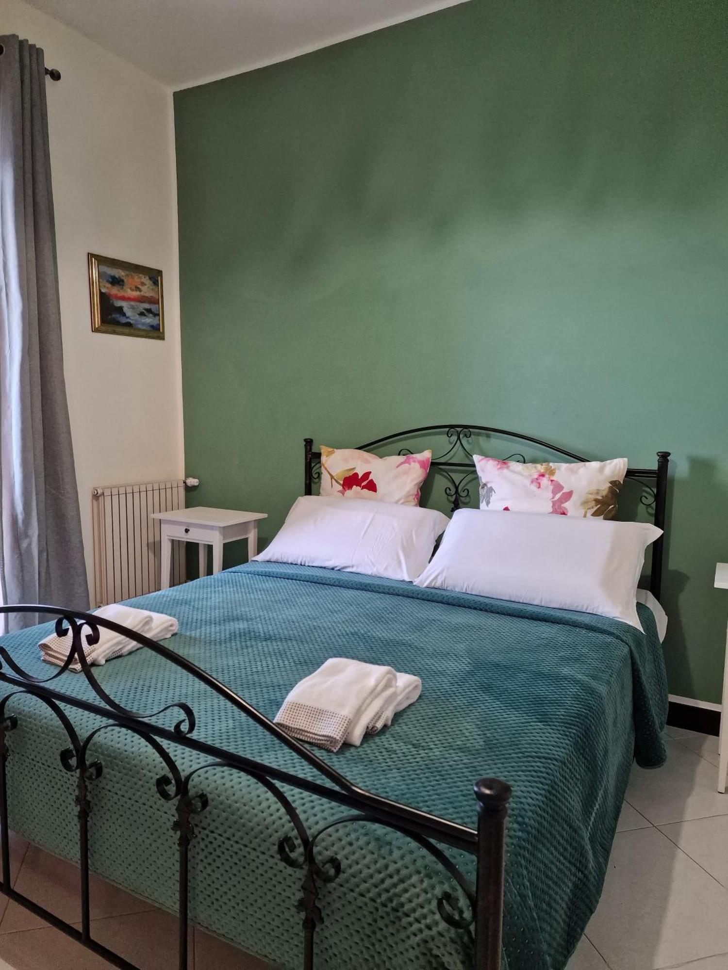 Mediterraneo B&B Монталбано Екстериор снимка